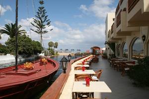 Kalyves Beach in Heraklion