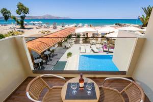 Kalyves Beach in Heraklion