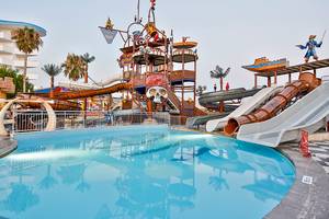 Crystal Admiral Resort in Antalya, Wasserrutschen