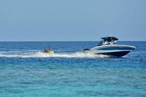 Outrigger Maldives Maafushivaru Resort in Malediven