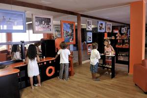 Kinder spielen in der Kinderecke des Sofitel Agadir Royal Bay Resort