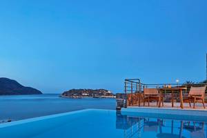 Blue Palace Resort & Spa in Heraklion