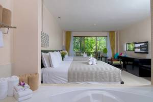 Apsara Beachfront Resort & Villa in Thailand: Khao Lak & Umgebung