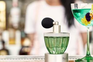 Cocktail mit Parfum im Hotel Myconian Korali Relais & Chateaux