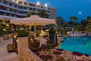 Mediterranean Beach Hotel - Zypern in Republik Zypern - Süden