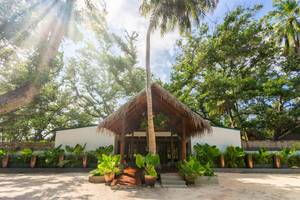 Malahini Kuda Bandos Resort in Malediven