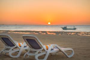 Hilton Marsa Alam Nubian Resort, Sonnenliegen, Strand