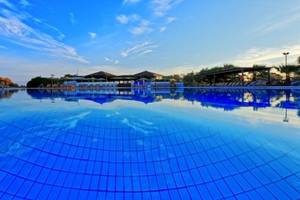 Apollonia Beach Resort & Spa in Heraklion