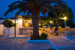Fito Aqua Bleu Resort in Samos