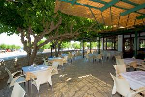 Fito Aqua Bleu Resort in Samos