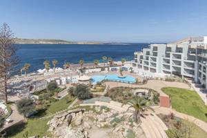 Dolmen Resort Hotel & Spa in Malta