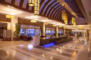 Side Aluna Hotel