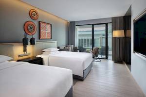 Four Points by Sheraton Phuket Patong Beach Resort