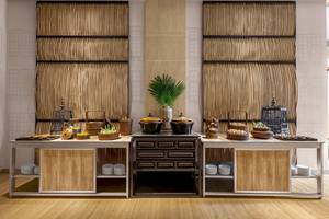 Four Points by Sheraton Phuket Patong Beach Resort