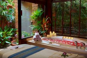 Bo Phut Resort & Spa in Koh Samui
