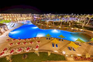Titanic Resort & Aqua Park in Hurghada