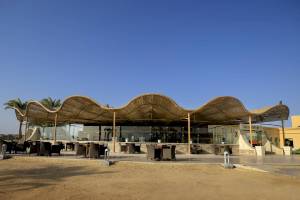 Amwaj Beach Club Hotel