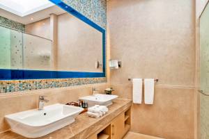 Rixos Premium Magawish Suites & Villas