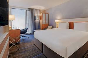 DoubleTree by Hilton Tower of London