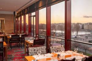 Novotel Paris Tour Eiffel