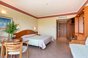 Hydramis Palace Beach Resort in Kreta