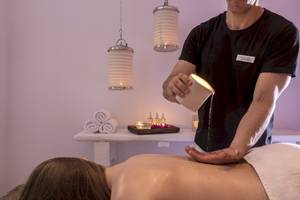 Massagebehandlung im Mykonos Theoxenia Boutique Hotel