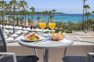 Hotel Mediterráneo in Sa Coma