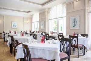 Grupotel Macarella Suites & Spa