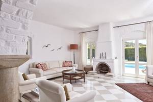 Yria Island Boutique Hotel & Spa in Santorin