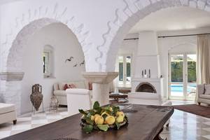 Yria Island Boutique Hotel & Spa in Santorin