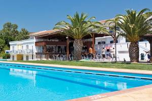 Saint Nicholas Hotel Samos inklusive Privattransfer