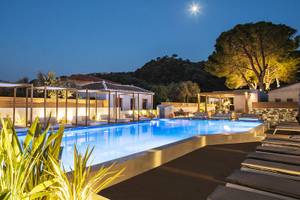 Samian Mare Hotel