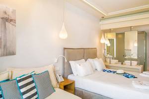 Samian Mare Hotel