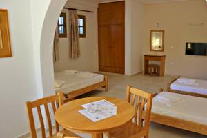 Proteas Hotel & Suites