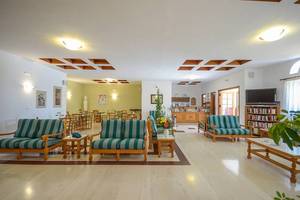 Proteas Hotel & Suites