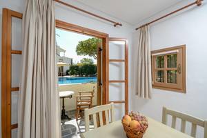Proteas Hotel & Suites