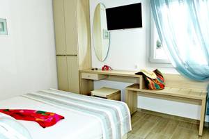 Amaryllis Paros Beach Hotel