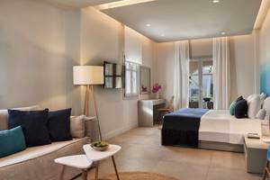 Poseidon of Paros Hotel & Spa in Paros