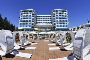 Azura Deluxe Resort & Spa - Alanya
