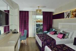 Azura Deluxe Resort & Spa - Alanya