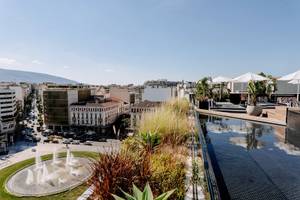 Skylark, Aluma Hotel & Resort in Athen