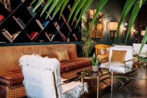 Skylark, Aluma Hotel & Resort in Athen