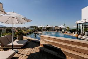 Skylark, Aluma Hotel & Resort in Athen