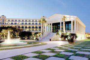 Las Arenas Balneario Resort in Valencia