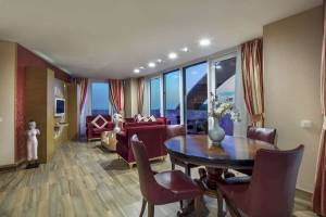 Granada Luxury Okurcalar Hotel