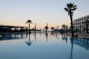 Nozha Beach & Spa Hotel