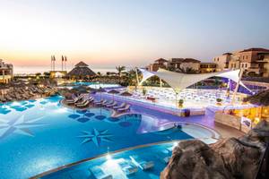 Atlantica Caldera Palace in Heraklion