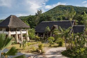 Les Lauriers Eco Hotel & Restaurant