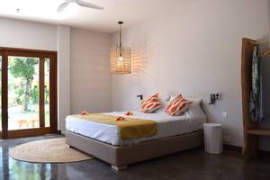 Les Lauriers Eco Hotel & Restaurant