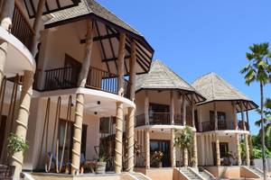 Les Lauriers Eco Hotel & Restaurant
